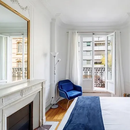 Appartement Prestigious 4br - Sleeps 9 - Eiffel Tower Paris