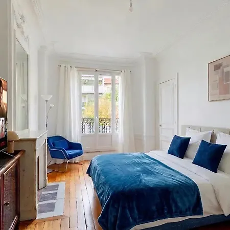 Appartement Prestigious 4br - Sleeps 9 - Eiffel Tower