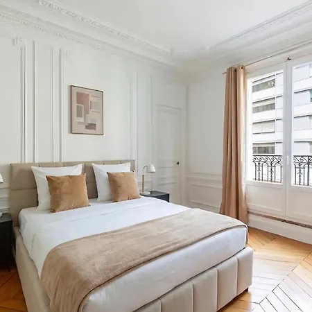 Prestigious 4br - Sleeps 9 - Eiffel Tower * Paříž