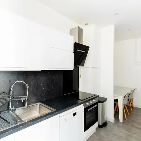 Prestigious 4br - Sleeps 9 - Eiffel Tower * Paříž
