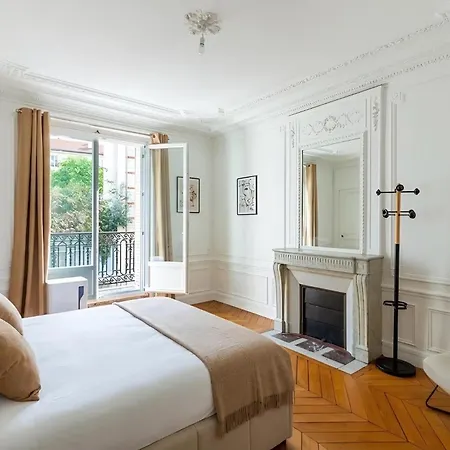 Prestigious 4br - Sleeps 9 - Eiffel Tower * Paříž