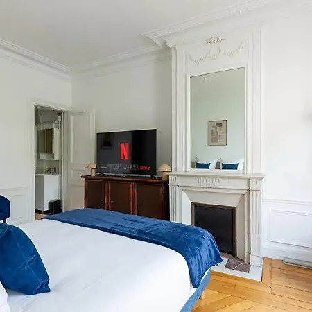 Appartement Prestigious 4br - Sleeps 9 - Eiffel Tower Paris