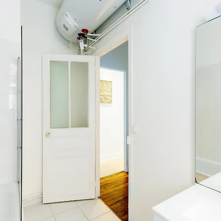 Prestigious 4br - Sleeps 9 - Eiffel Tower